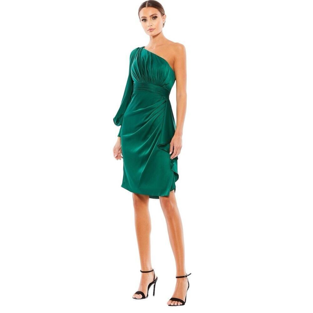 Mac Duggal SATIN ONE SLEEVED COCKTAIL DRESS NWOT SIZE 4 Emerald Green